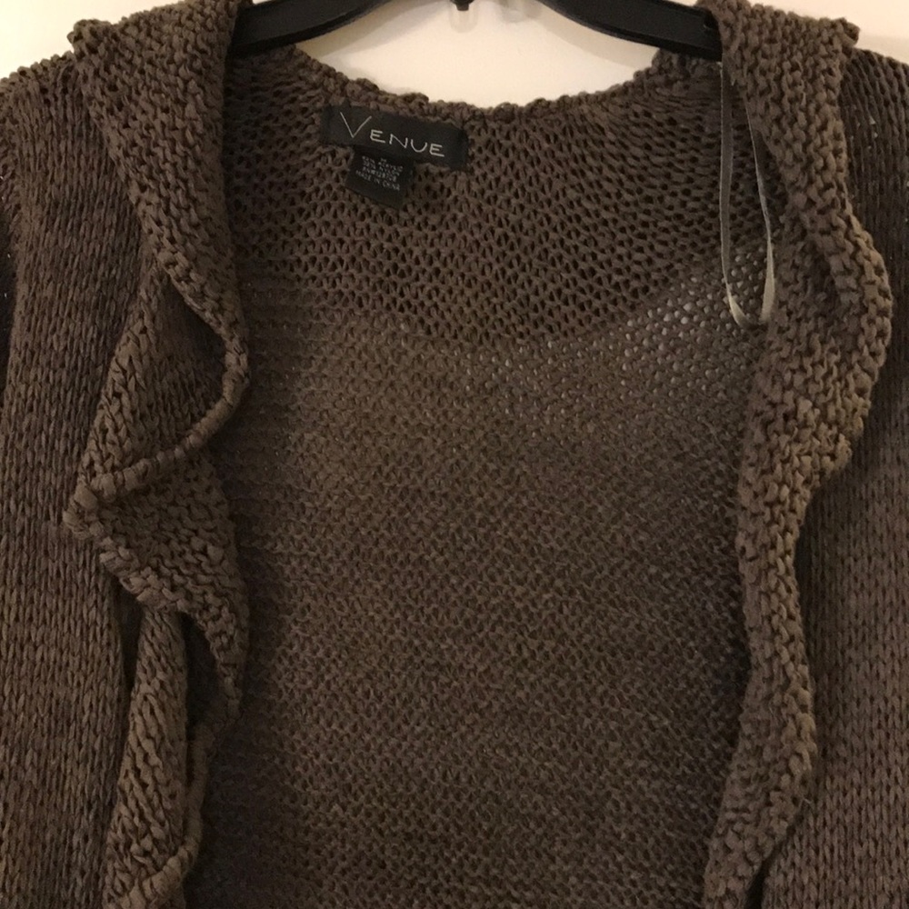 Long Sweater with Ruffled Edges - Picture 5 of 5
